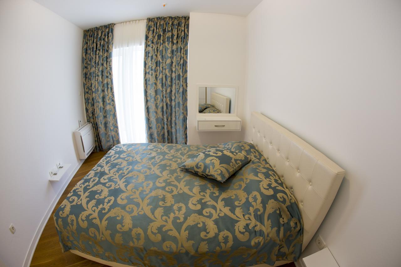 Apartman Anna Tre Canne Budva Exteriör bild